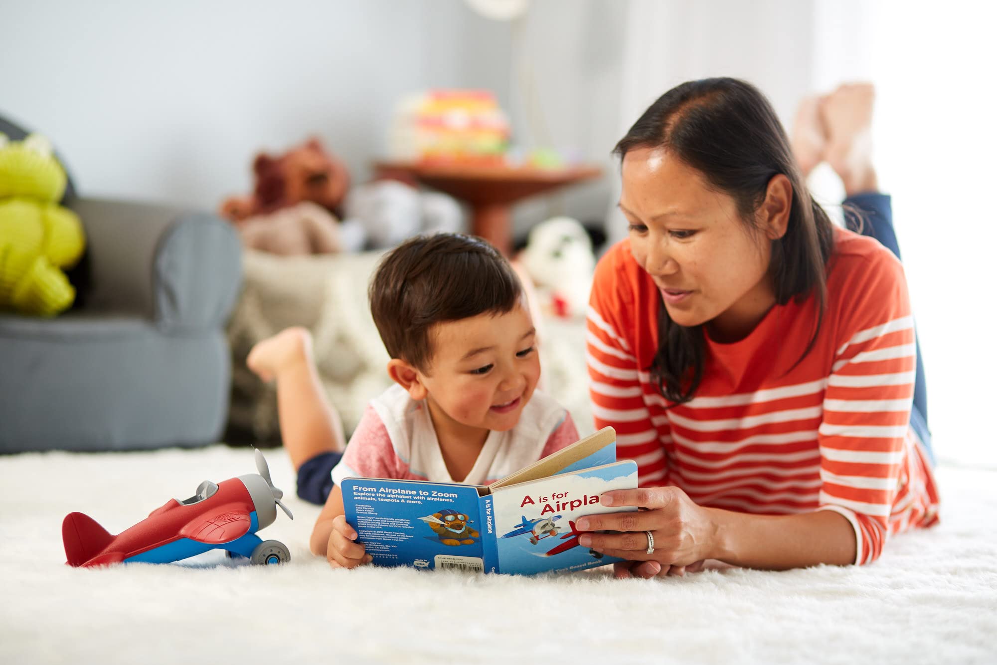 Green Toys Airplane & Board Book (color may vary) - Image 6